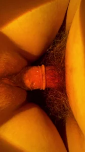 去嫂子她家不敢开灯怕隔壁阳台他爸妈看见